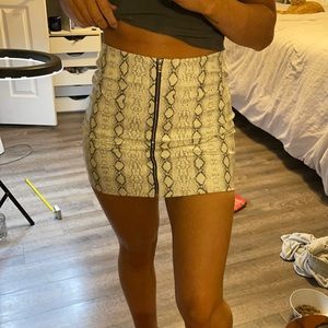 Fashion Nova Snake skin skirt